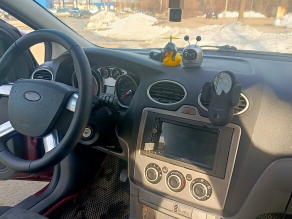2008 Ford Focus II Рестайлинг, красный, 350000 рублей - вид 17