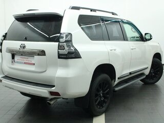 2020 Toyota Land Cruiser Prado 150 Series Рестайлинг 3, белый, 5950000 рублей, вид 2