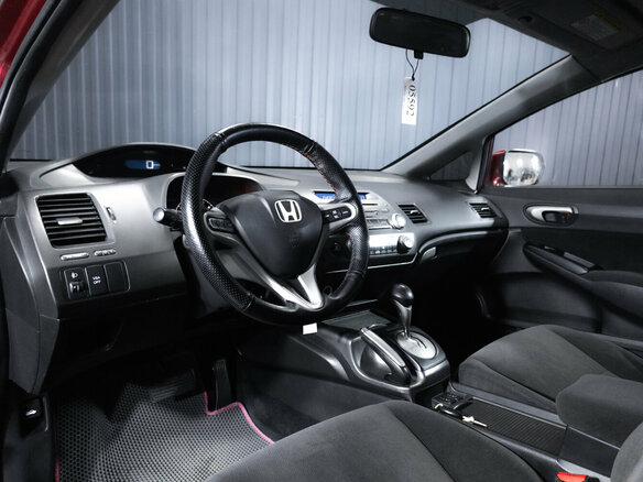 2006 Honda Civic VIII, красный - вид 11