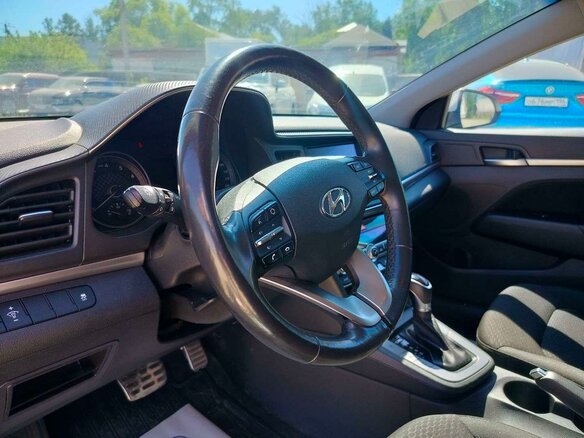 2020 Hyundai Elantra VII (CN7), белый - вид 5