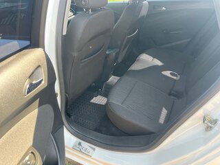 2014 Opel Astra J Рестайлинг, белый, 815000 рублей, вид 5