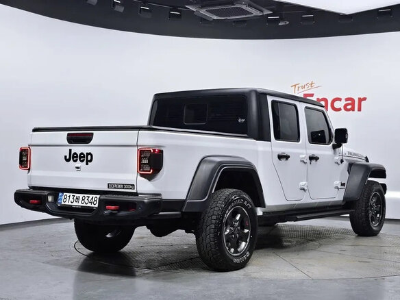 2023 Jeep Gladiator II (JT), белый - вид 3