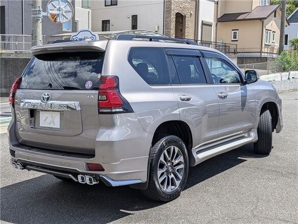 2023 Toyota Land Cruiser Prado 150 Series Рестайлинг 3, бежевый - вид 6