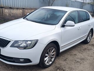 2014 Skoda Superb II Рестайлинг, белый, 1440000 рублей, вид 2