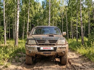2006 Mitsubishi L200 III Рестайлинг, зелёный, 490000 рублей, вид 3