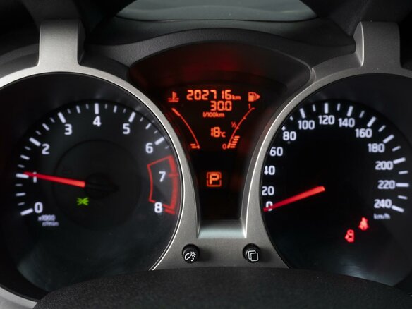 2014 Nissan Juke I, фиолетовый, 1090000 рублей - вид 11