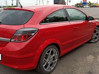 2008 Opel Astra GTC H Рестайлинг, красный, 500000 рублей, вид 4