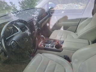 2011 Volkswagen Touareg II, серебристый, 1640000 рублей, вид 5