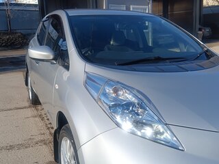 2015 Nissan Leaf 30kWh I (ZE0/AZE0), серый, 1150000 рублей, вид 5