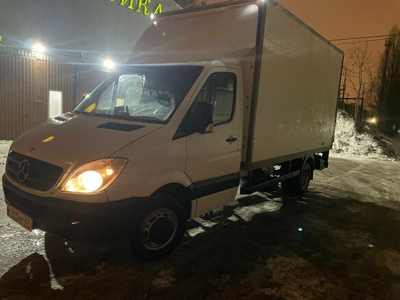 2010 Mercedes-Benz Sprinter, белый, 3000000 рублей - вид 3