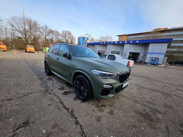2019 BMW X5 M50d IV (G05/G18), зелёный, 5299000 рублей - вид 1