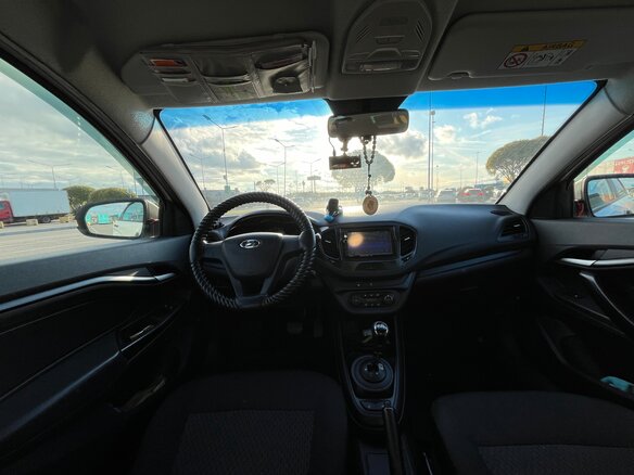 2017 Lada (ВАЗ) Vesta I, белый, 670000 рублей - вид 5