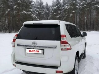2015 Toyota Land Cruiser Prado 150 Series Рестайлинг 1, белый, 4099000 рублей, вид 3