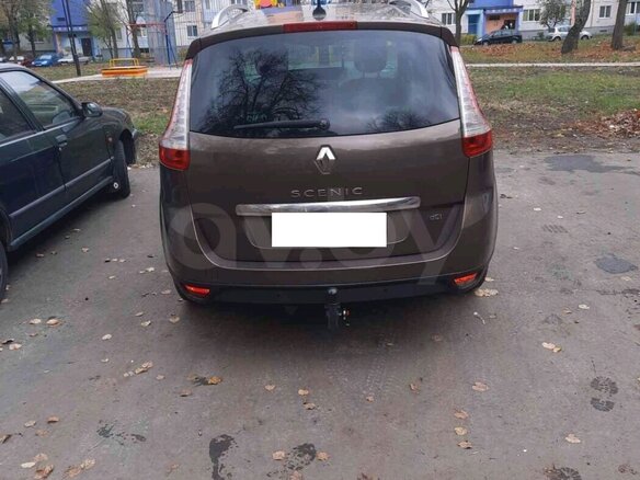 2013 Renault Scenic Grand III Рестайлинг, коричневый, 999000 рублей - вид 9