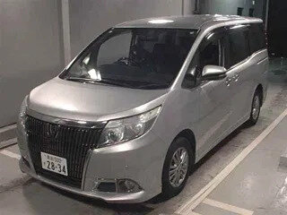 2015 Toyota Esquire I, серебристый, 1850000 рублей, вид 1