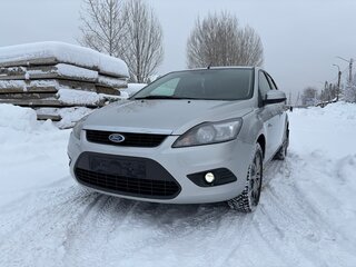 2008 Ford Focus II Рестайлинг, серебристый, 410000 рублей, вид 3