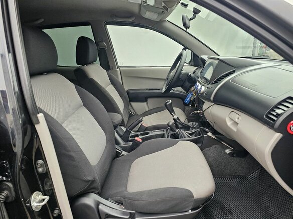 2010 Mitsubishi L200 IV, чёрный, 1029000 рублей - вид 10