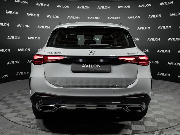 2026 Mercedes-Benz GLC 300 II (X254), серый - вид 4