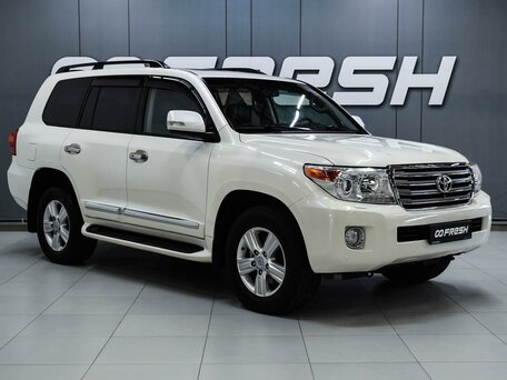 Toyota Land Cruiser 200 Series Рестайлинг 1