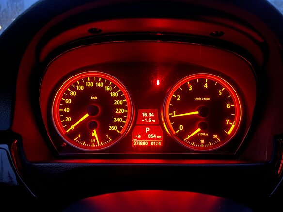 2006 BMW 3 серии 325xi V (E90/E91/E92/E93), чёрный, 880000 рублей - вид 8
