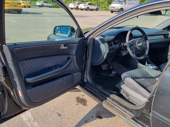 1998 Audi A6 II (C5), чёрный, 270000 рублей - вид 9