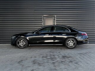 2025 Mercedes-Benz E-Класс 300 VI (W214, S214), чёрный, 8700000 рублей, вид 5