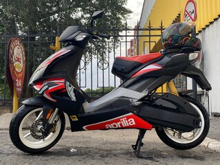 2013 Aprilia SR 50, красный, 115000 рублей, вид 2