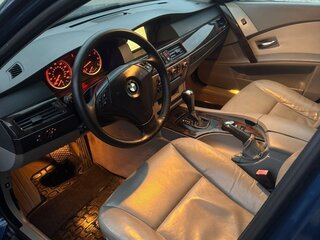 2004 BMW 5 серии 525i V (E60/E61), синий, 890000 рублей, вид 2