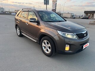 2013 Kia Sorento II Рестайлинг, бежевый, 1700000 рублей, вид 4
