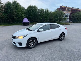 2014 Toyota Corolla XI (E160, E170, E180), белый, 1145000 рублей, вид 2