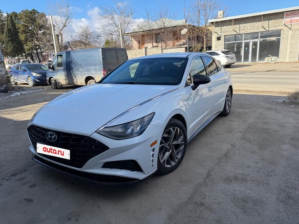 2020 Hyundai Sonata VIII (DN8), белый, 1850000 рублей