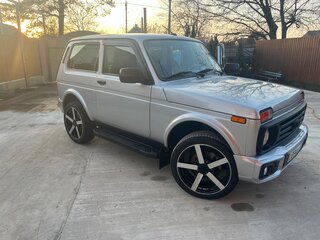 2021 Lada (ВАЗ) Niva Legend I, серебристый, 860000 рублей, вид 2