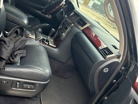 2014 Lexus LX 570 III Рестайлинг, чёрный, 4950000 рублей - вид 6