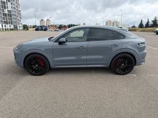 2024 Porsche Cayenne S Coupé III Рестайлинг, серый, 12950000 рублей, вид 4