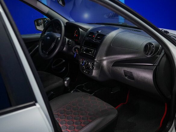 2019 Lada (ВАЗ) Granta I Рестайлинг, белый, 485000 рублей - вид 12