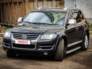2010 Volkswagen Touareg I Рестайлинг, чёрный, 1500000 рублей, вид 3