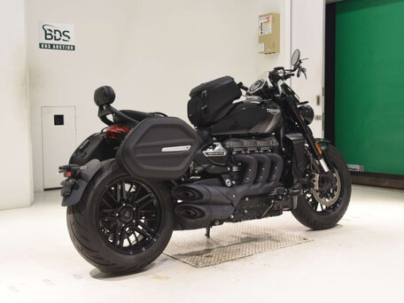 2021 Triumph Rocket III, чёрный, 2100000 рублей, вид 5