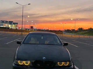 2000 BMW 5 серии 525i IV (E39) Рестайлинг, чёрный, 420000 рублей, вид 3