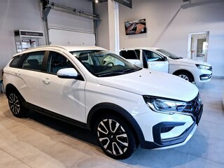 2026 Lada (ВАЗ) Vesta SW Cross I Рестайлинг (NG), белый, 1964500 рублей, вид 2