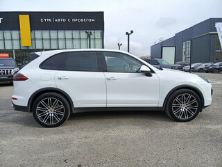 2014 Porsche Cayenne Diesel II Рестайлинг (958), белый, 2920000 рублей, вид 4