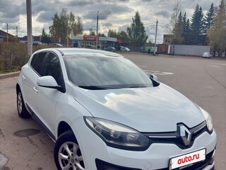 2014 Renault Megane III Рестайлинг 2, белый, 850000 рублей, вид 2