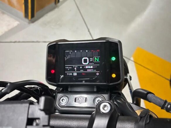 2024 Yamaha XSR900, синий, 1130000 рублей - вид 8