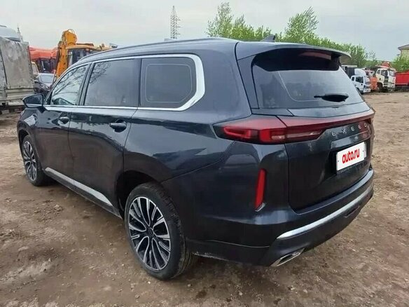 2022 Exeed VX I, серый, 2500000 рублей - вид 6