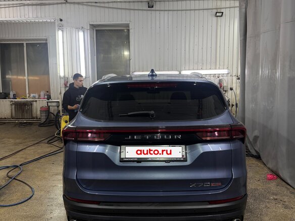 2023 Jetour X70+ I Рестайлинг, серый, 2250000 рублей - вид 10