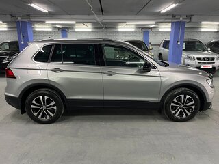 2019 Volkswagen Tiguan II, серый, 2359000 рублей, вид 4