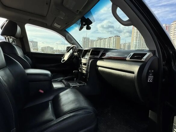 2012 Lexus LX 570 III Рестайлинг, чёрный, 4500000 рублей - вид 6