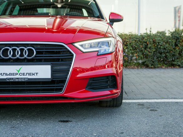 2019 Audi A3 III (8V) Рестайлинг, красный, 2050000 рублей - вид 9