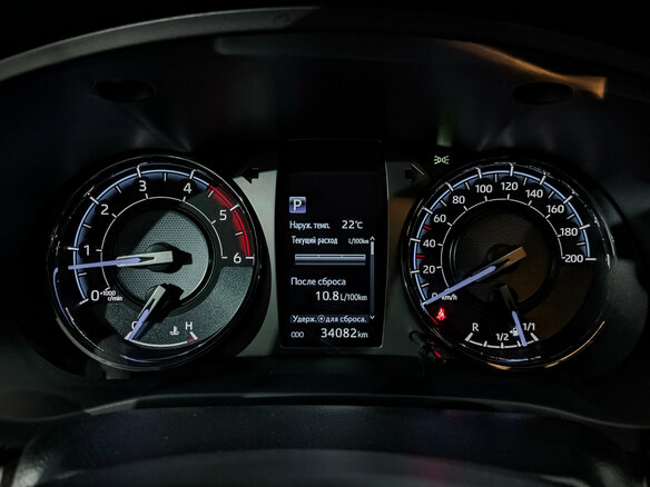 2020 Toyota Hilux VIII Рестайлинг 2, красный - вид 15