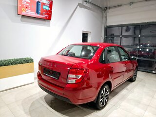 2025 Lada (ВАЗ) Granta I Рестайлинг, красный, 1293600 рублей, вид 3