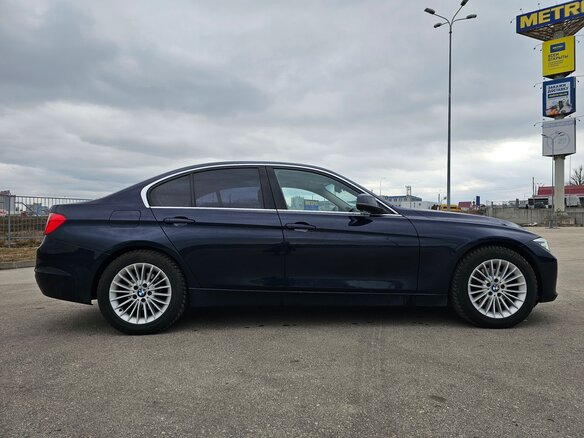 2014 BMW 3 серии 320d xDrive VI (F3x), синий, 1630000 рублей - вид 4
